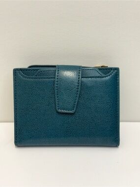 Compact Teal Women's Wallet - Stylish Everyday Card Holder